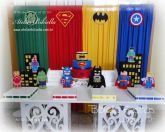 DECORAÇÃO LEGO HERÓIS MESA 2 CUBO ARABESCO CORTINA MDF BOLO - Aluguel Festa em Londrina