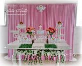 DECORAÇÃO BATIZADO MESA LUIZ XV CORTINA ROSA BOLO - Aluguel Festa em Londrina