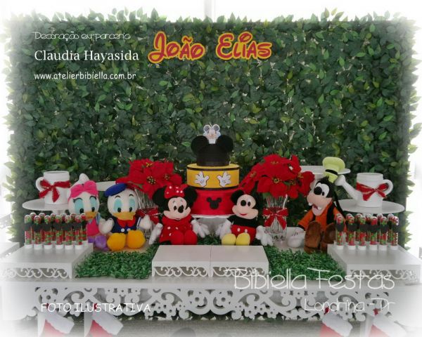 DECORAÇÃO MICKEY DE NATAL MESA FLORAL COM LATERAL MURO INGLÊS BANCO ESTANTE BOLO NOME - Em Londrina