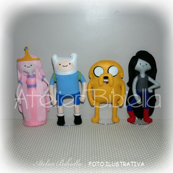 HORA DE AVENTURA BASE 25CM KIT 7 PERSONAGENS