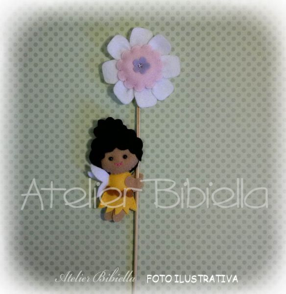 TINKER BELL 7 CM COM FLORZINHA NO PALITO UNIDADE