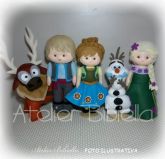 KIT C/ 5 - FROZEN FEVER 30CM E OLAF, SVEN 25CM C/ SUPORTES