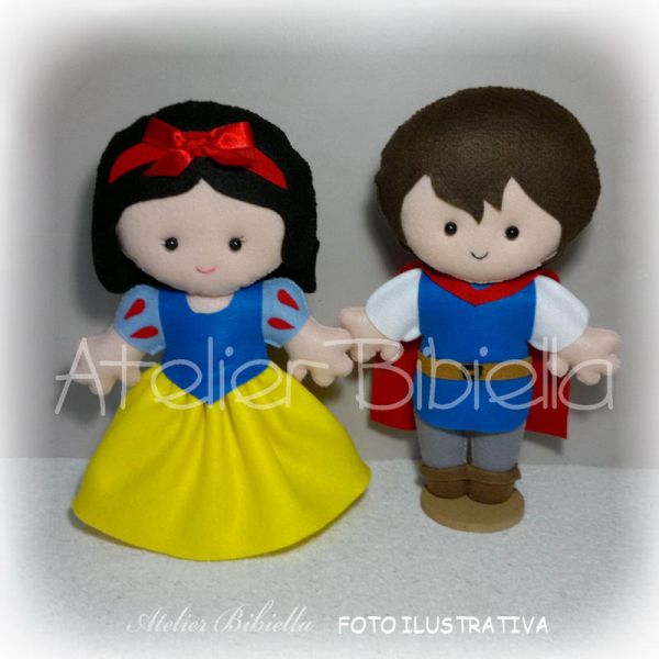 BRANCA DE NEVE PERSONAGEM 25 CM UNIDADE C/ SUPORTE