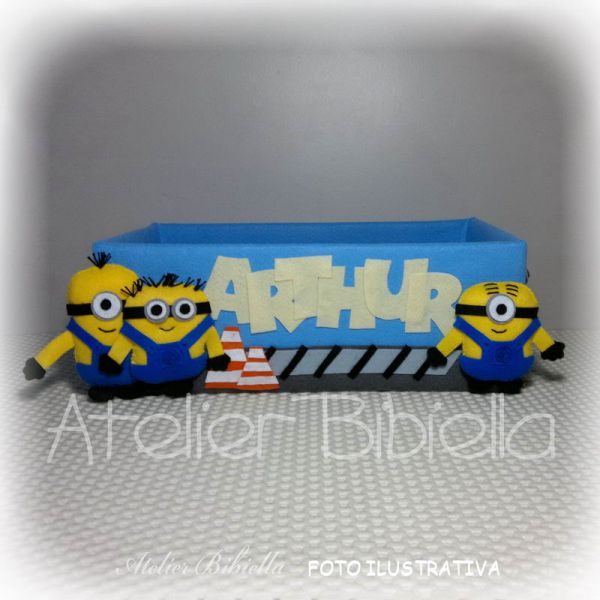 CAIXA DECORADA MINIONS UNIDADE