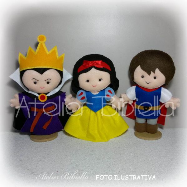 KIT C/ 10 - BRANCA DE NEVE 30CM E 7 ANÕES 20 CM C/ SUPORTES