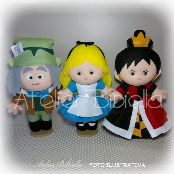 ALICE NO PAÍS DAS MARAVILHAS 25CM - PERSONAGEM 1 PEÇA