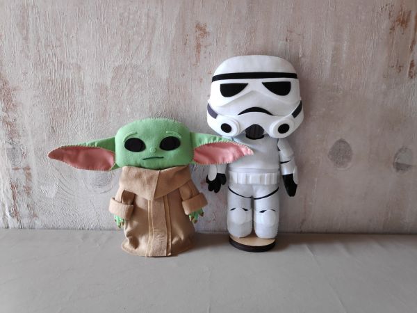 STAR WARS KIT BABY YODA 22CM E STORMTROOPER 32CM