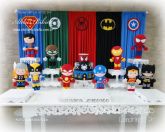 DECORAÇÃO SUPER HEROIS MESA FLORAL CORTINA BANCO MDF BOLO