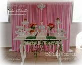 DECORAÇÃO BATIZADO MESA LUIZ XV CORTINA ROSA BOLO - Aluguel Festa em Londrina