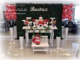 DECORAÇÃO CHAPEUZINHO VERMELHO MESA LUIZ XV MURO INGLÊS MDF BANCO BOLO NOME - Aluguel em Londrina