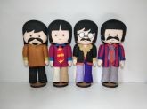 BEATLES YELLOW SUBMARINE aprox. 35cm KIT 4 PEÇAS