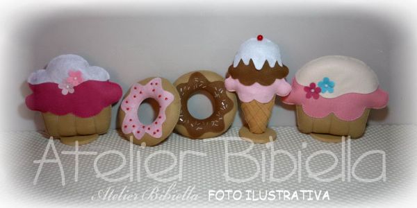 DOCES E CUPCAKES KIT 5 PEÇAS TAM 10 A 15CM SEM SUPORTE